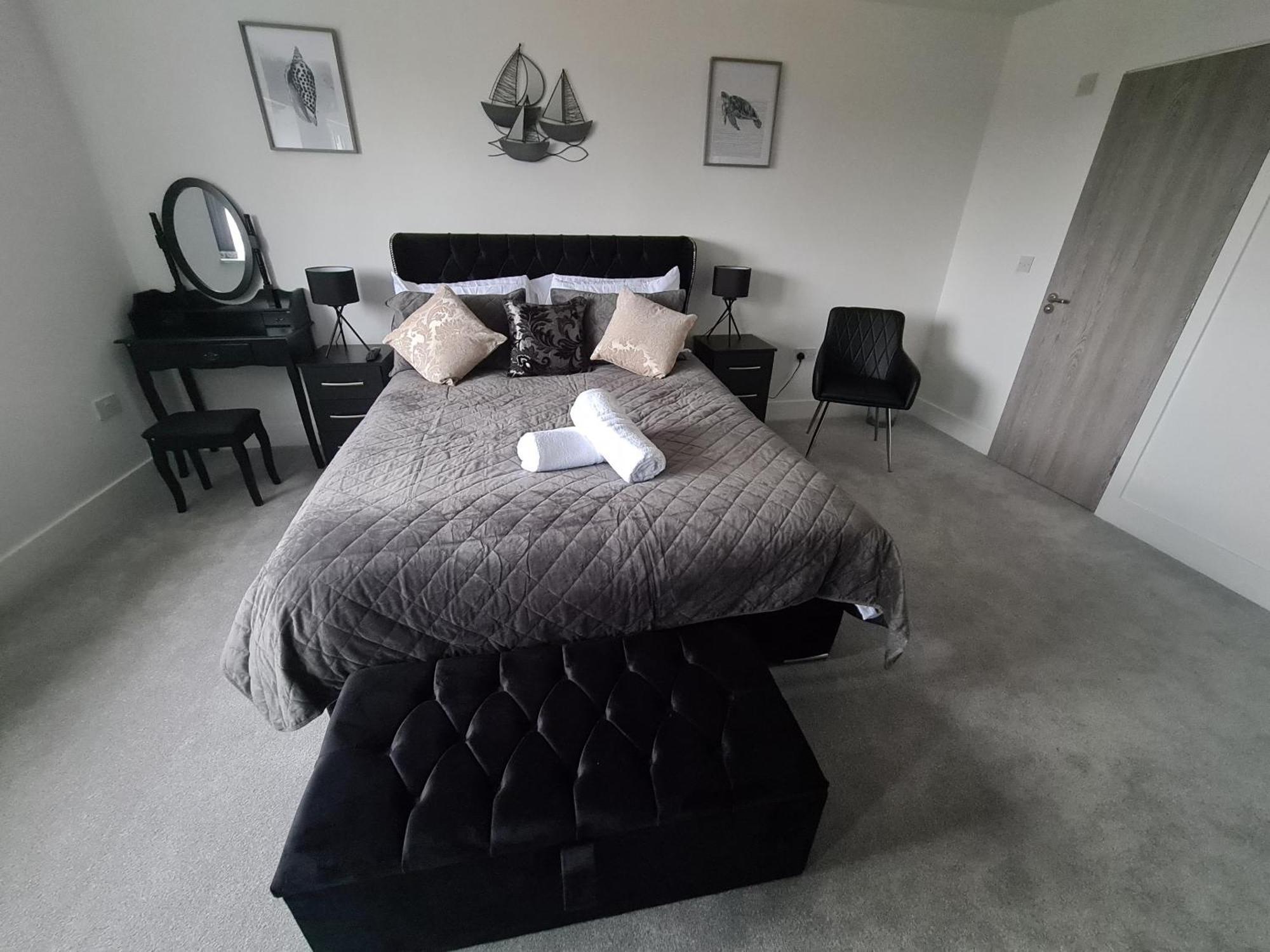 Sav 5 Bed Luxury Detached House In Leicester Humberstone Exterior photo